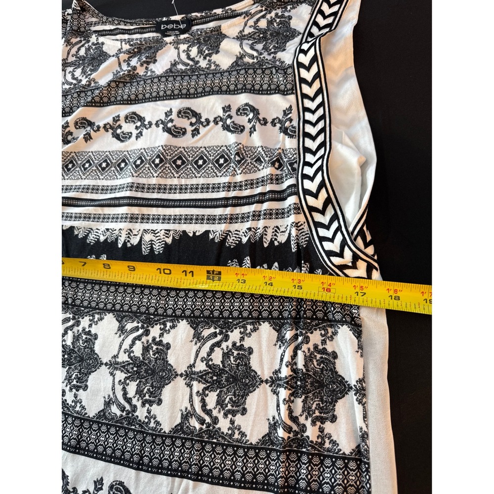 Bebe Womens Sleeveless Mixed Print Blouse Black White Paisley Chevron Small NEW - Picture 7 of 16